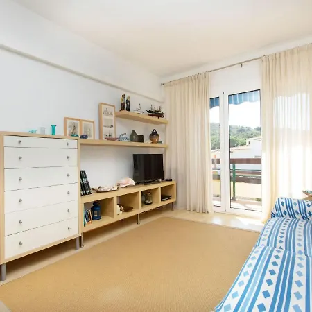Apartament Ramon Muntaner By Interhome *