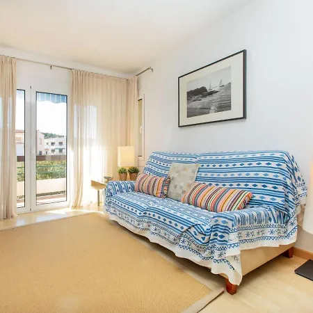 Apartament Ramon Muntaner By Interhome